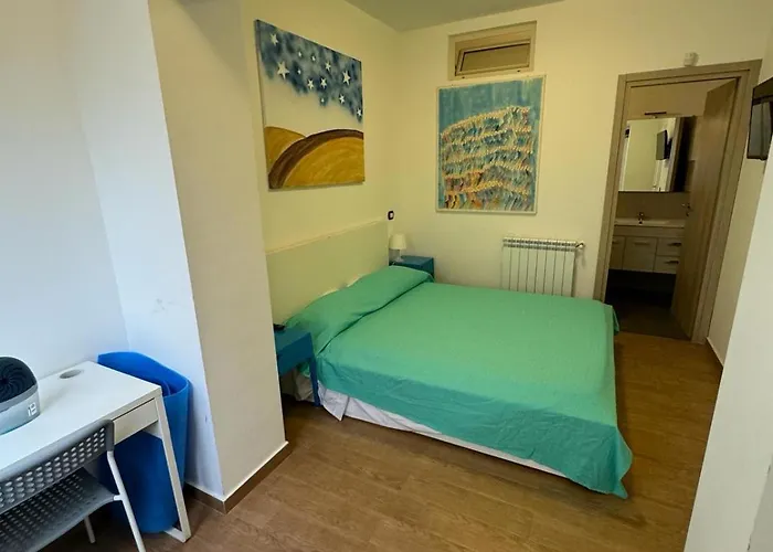 Holiday Three-Bedroom Home